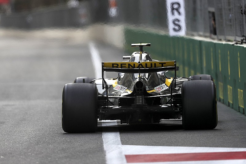 Renault оголосила розклад роботи на тестах у Барселоні