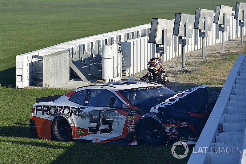 Could a change of crew chiefs also change Kasey Kahne’s fortunes?