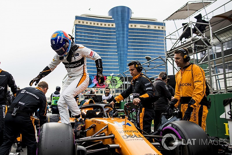 Alonso: Bir gecede gridin ön tarafına dönemeyiz