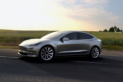 Tesla heeft 325.000 reserveringen binnen voor betaalbare Model 3