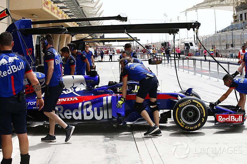 FIA підтвердила заміну компонентів на машинах Toro Rosso