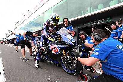 WSBK makes Phillip Island pitstop mandatory after tyre issues