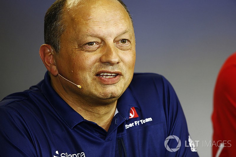 Vasseur: Kısa vadede Ferrari ve Mercedes'le yarışma hedefimiz yok