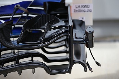 McLaren: c'è una telecamera sull'ala anteriore per misurare le flessioni