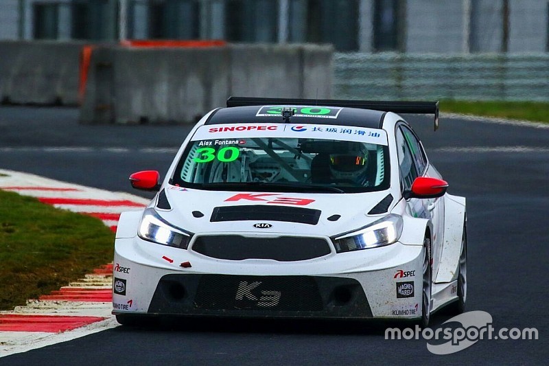 In Asia un’avaria “stoppa” il poleman Alex Fontana