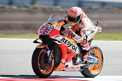 Márquez supera a Viñales por 0s001 en la práctica 3 de Assen
