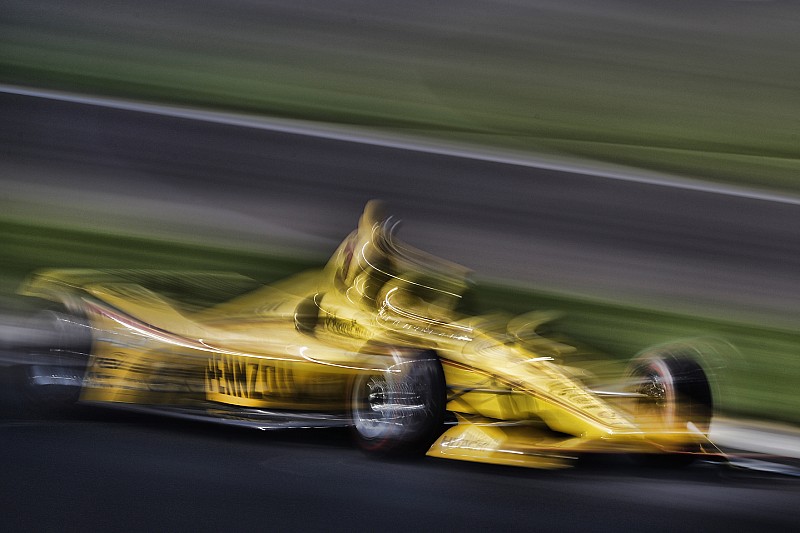 В IndyCar відмовилися від «бетмобілів» на зразок Формули Е