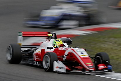 F3 Red Bull Ring: Schumacher üst üste üçüncü kez pole'de, Ticktum altıncı