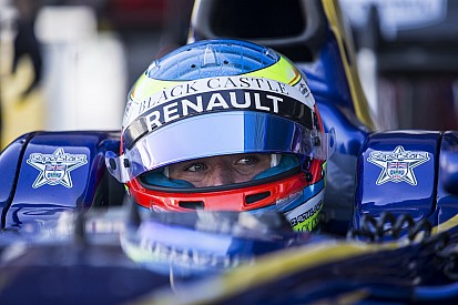 Rowland envisage Super Formula ou F2 pour 2018