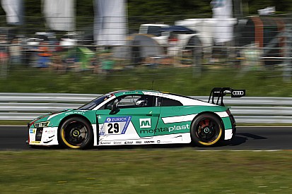 24h Nürburgring 2017: Führungswechsel nach 22,5 Stunden