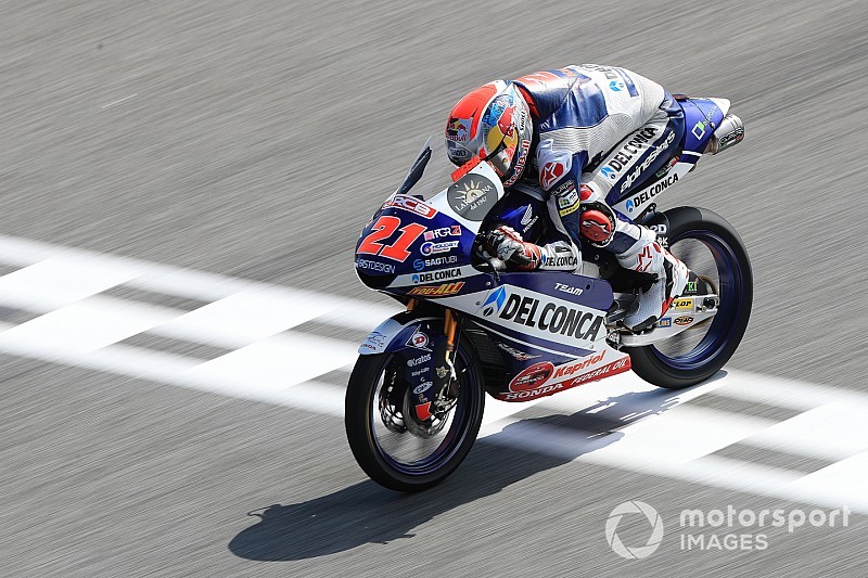 Moto3 Buriram: Di Giannantonio wint, Bezzecchi crasht in laatste bocht