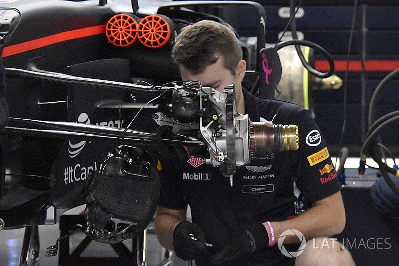 Red Bull: provato il bracket come sulla Ferrari che non piace alla Mercedes!