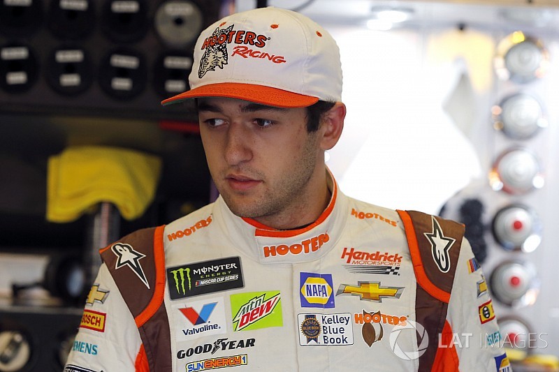 Elliott leads first Phoenix practice as he faces must-win situation