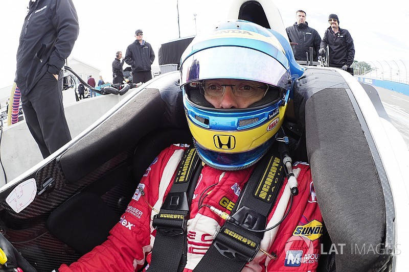 «Они живут в пузыре на своем острове». В IndyCar ответили Штайнеру