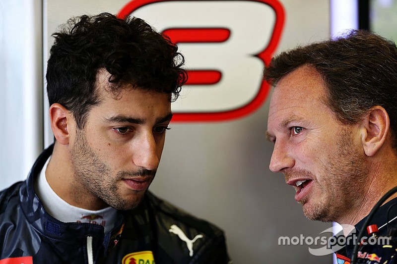Horner: “Misschien was Ricciardo bang tweede rijder te worden achter Verstappen”