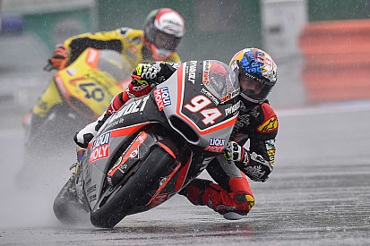 Moto2 Brno: Folger juara di trek basah, Zarco finis ke-11
