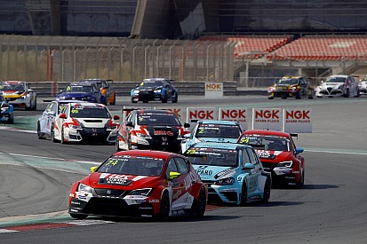 TCR в Абу-Дабі: Оріоль переміг в першій гонці, Верне - чемпіон