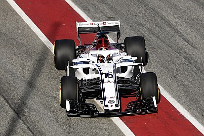 Fotogallery: l'Alfa Romeo Sauber C37 è già in pista!