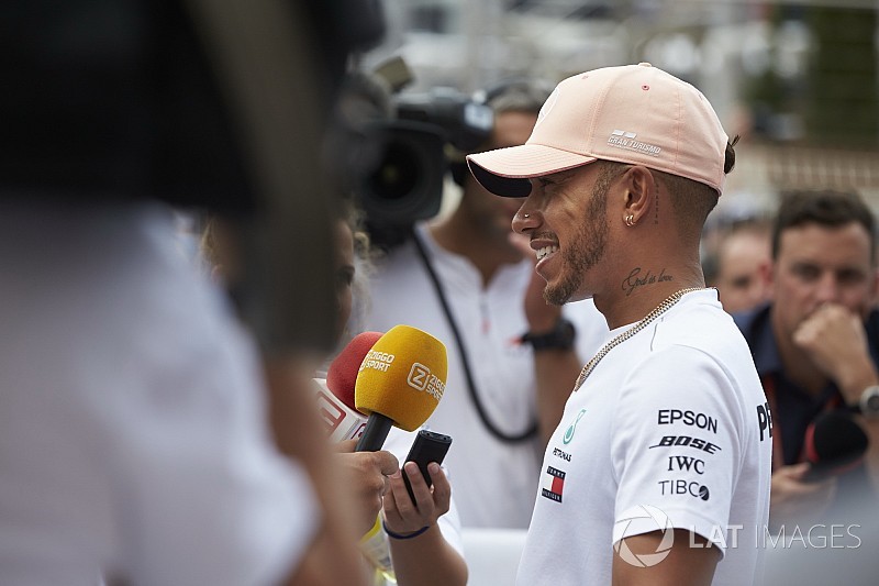 Hamilton'ın yeni sözleşmesiyle ilgili belirsizlik sürüyor