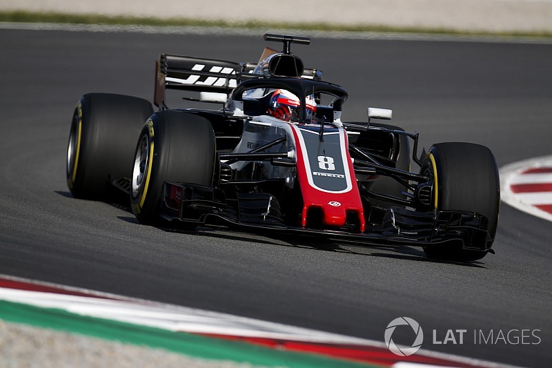 Grosjean termina manhã de teste com melhor tempo
