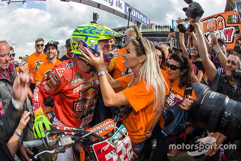 La Red Bull regala un test di Formula 1 a Tony Cairoli!