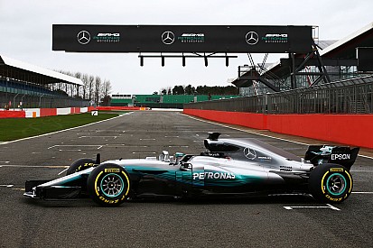 Por qué el nuevo Mercedes de F1 se denomina W08 EQ Power+
