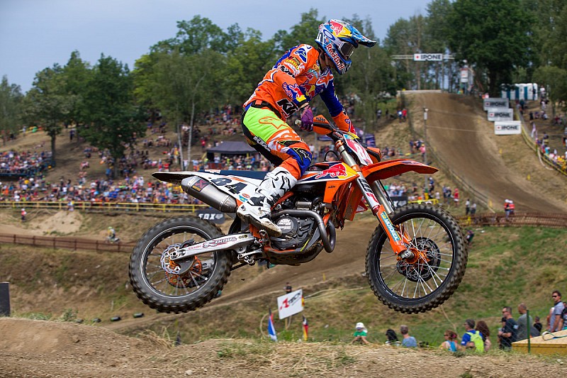 Herlings pakt twee op twee in MXGP Loket