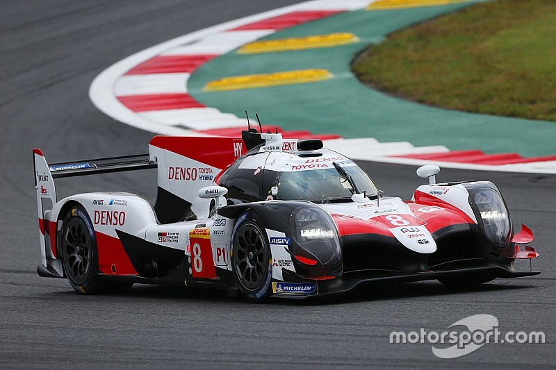 WEC на Фудзі: екіпаж Алонсо виграв обидві зіпсовані практики
