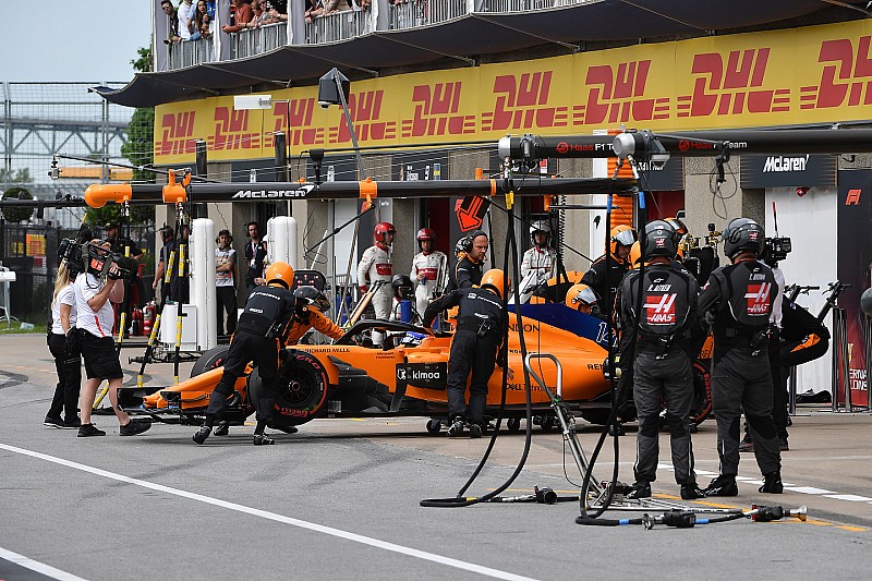 Alonso abandonó en Canadá: