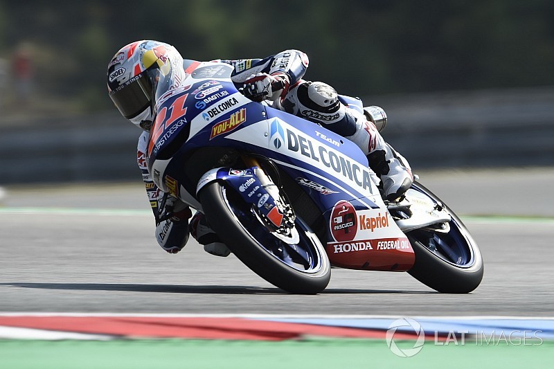 Brno Moto3: Di Giannantonio fends off Canet for first win