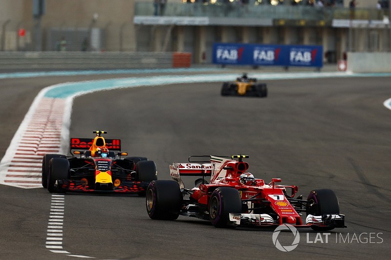 Verstappen lamenta fim de temporada “entediante”