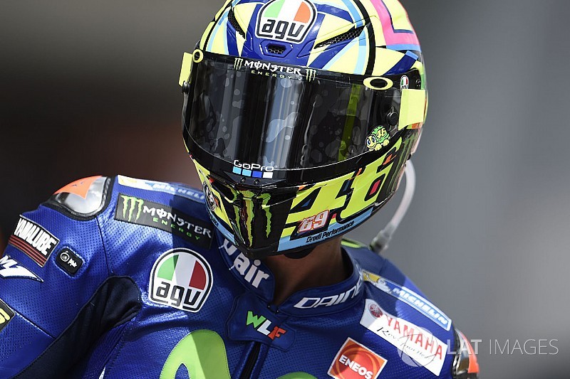 Valentino Rossi, bir robota karşı yarıştı!