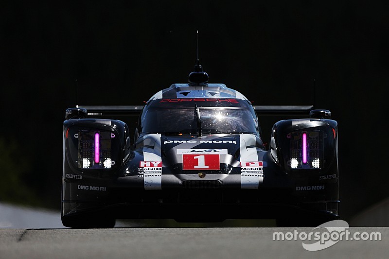Peraih pole, Bernhard terkejut dengan keunggulan besar Porsche