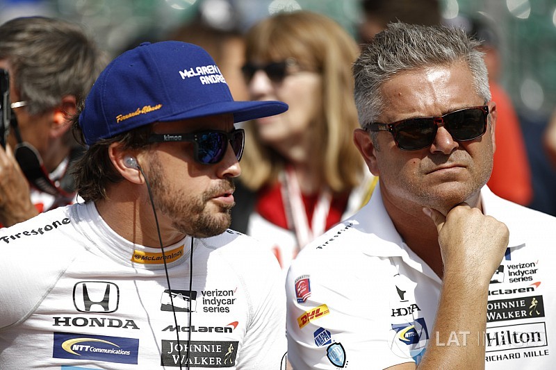 A McLaren újabb szakemberrel bővül: tanácsok az F1-ben és az IndyCarban
