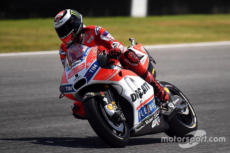 Alla festa Ducati manca Lorenzo, ma Dall'Igna crede ancora in Jorge