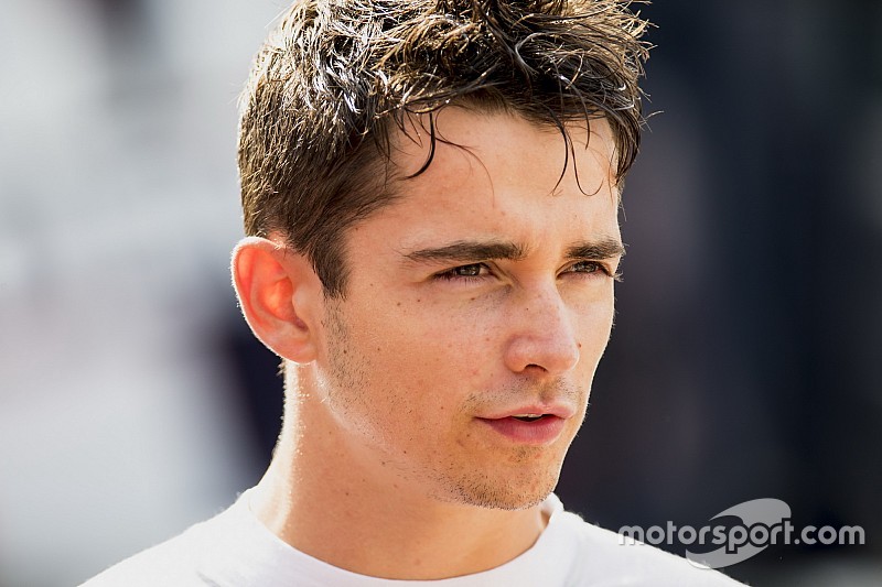 Леклер у 2017 році у складі Sauber візьме участь у чотирьох практиках