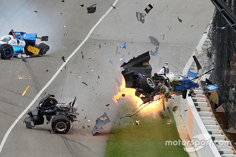 Dixon lolos dari cedera parah setelah kecelakaan hebat di Indy 500