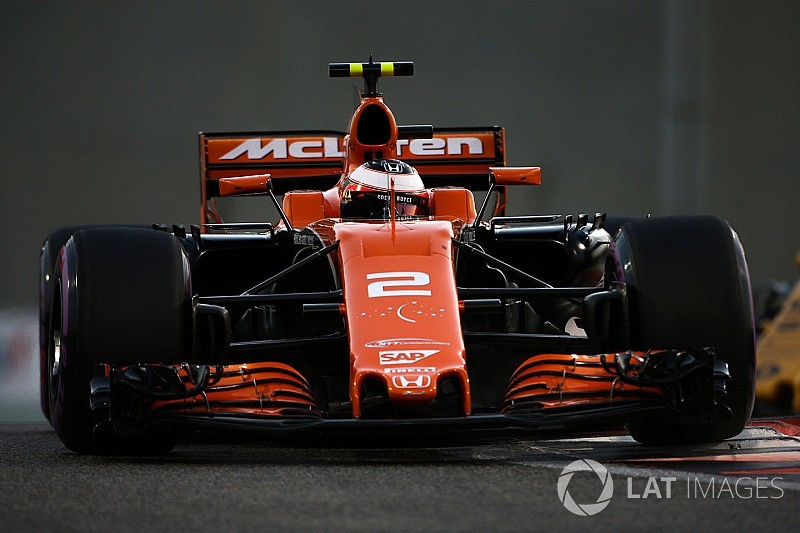 Технический анализ: эволюция McLaren MCL32 по ходу сезона-2017