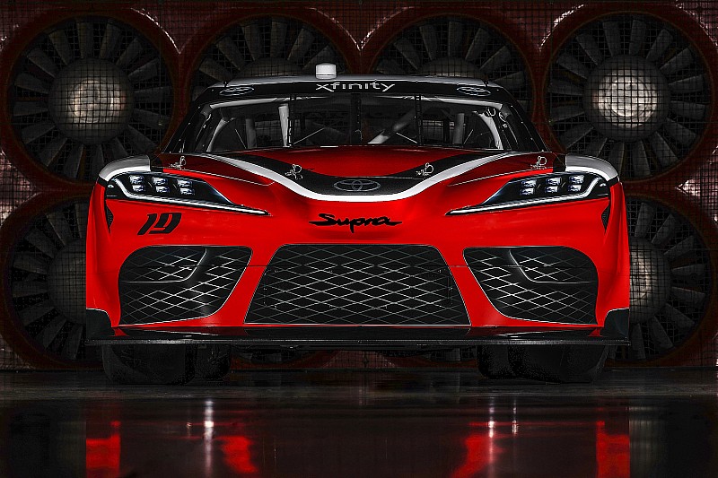 Supra gantikan Camry di NASCAR Xfinity Series