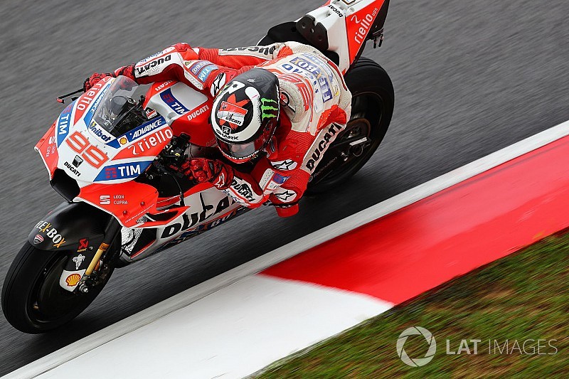 Lorenzo: “Me encuentro mejor que nunca con esta moto en esta pista”