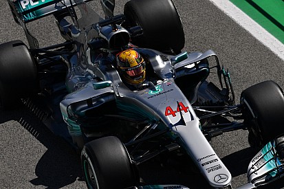 Hamilton : "Très fier que nous soyons de retour en pole"