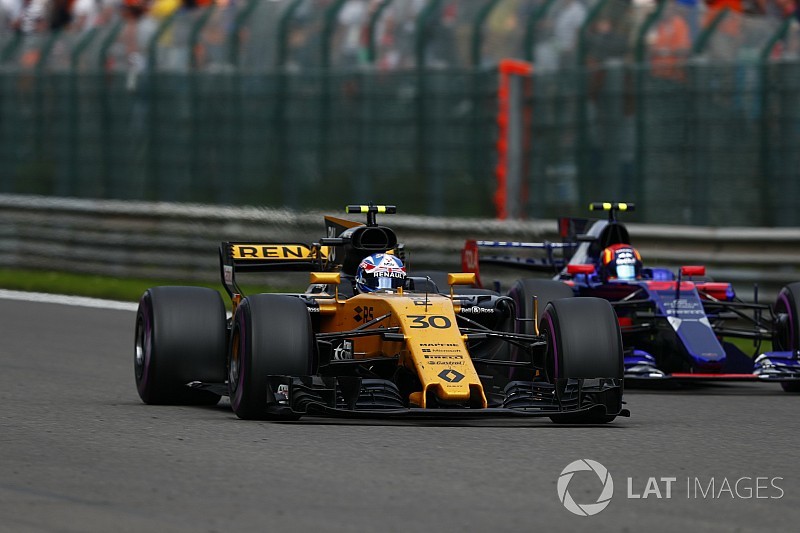 Sainz korai cseréjének háttere: Miért most?!