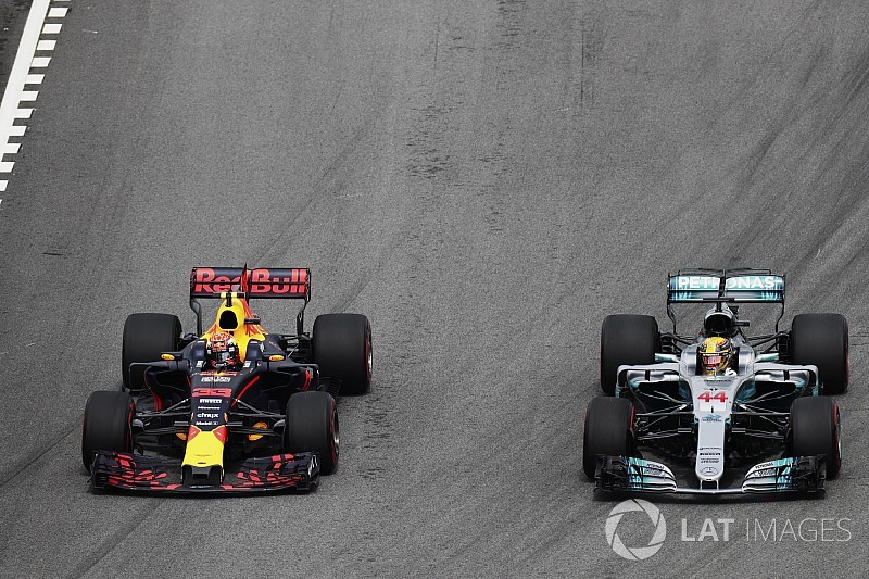 Verstappen cree que Red Bull dominaría la F1 con motor Mercedes