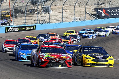 Пять гонок после смены власти: как NASCAR выходит из застоя