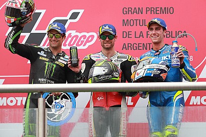 MotoGP Arjantin: Kaos dolu yarışı Crutchlow kazandı! Marquez, Rossi'ye çarptı!