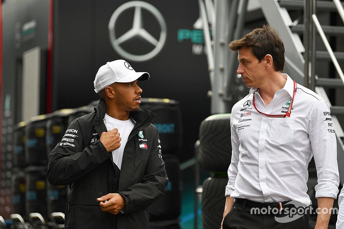 Wolff: Hamilton’ın inancı ona “olağanüstü güç” veriyor