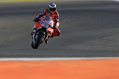 Lorenzo vê Ducati atrás de rivais em moto de 2018