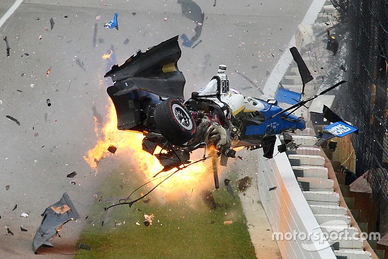 Así vive un fotógrafo un accidente de infarto como el de Dixon en Indy