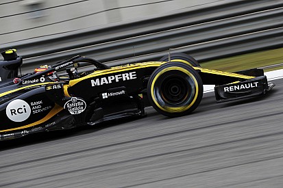 Sainz, Renault'nun gelişmesi konusunda Marko ile hemfikir