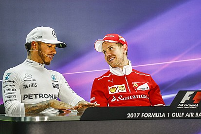 Феттель і Хемілтон відвідають прес-конференцію FIA у четвер